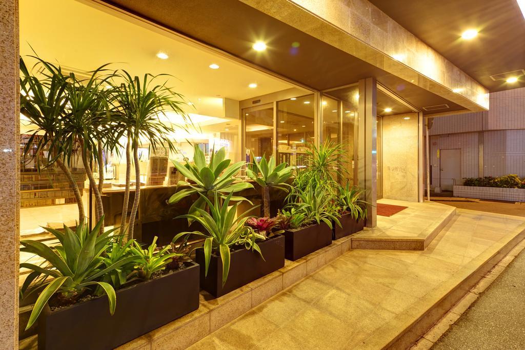 Okinawa Sun Plaza Hotel Naha Eksteriør bilde